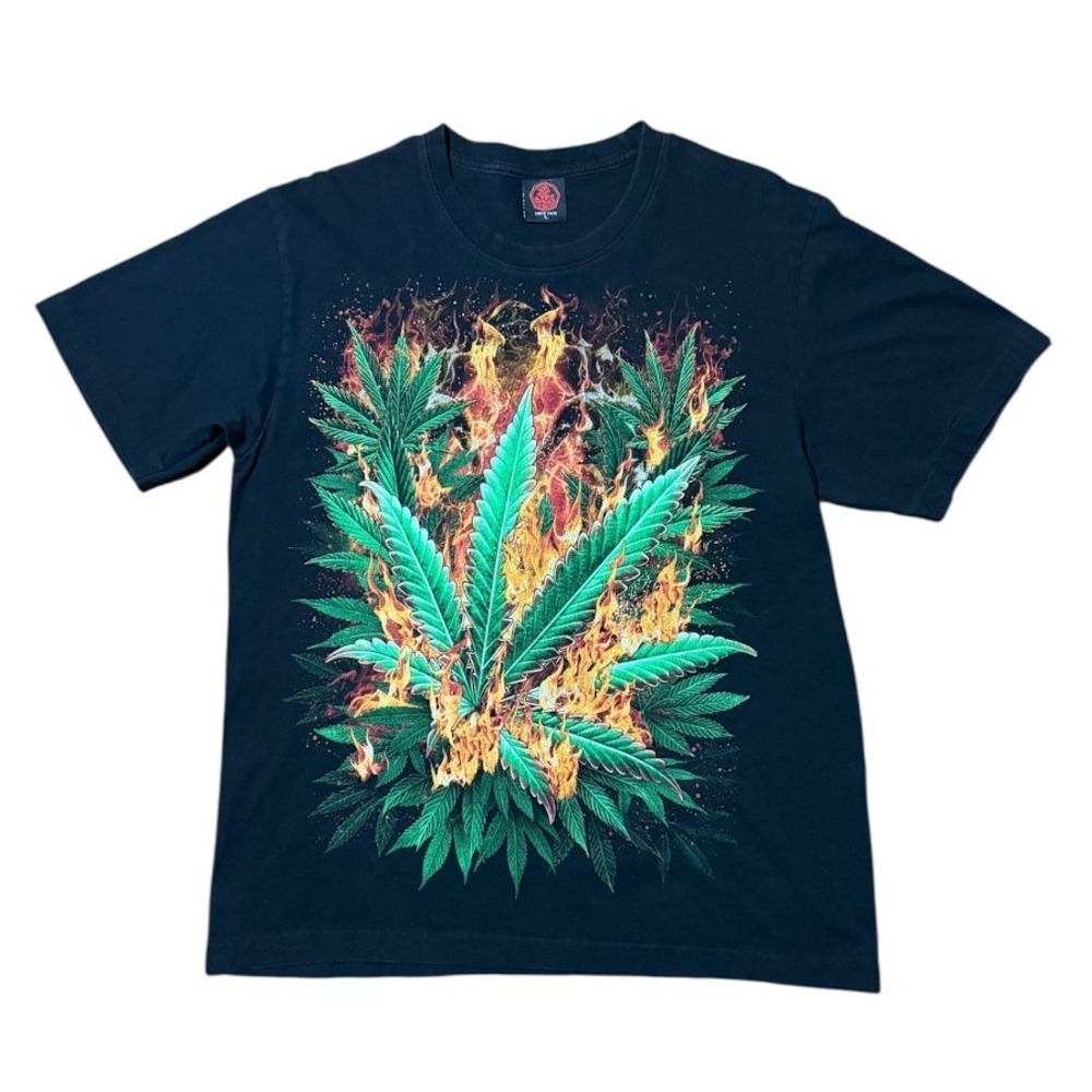 Vintage Y2K Weed Stoner Kush Herb Marijuana Plant Flame Leaf Art Graphic T-shirt